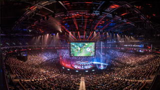 <i>League of Legends</i> Lands Seven-Year, $300 Million Streaming Deal